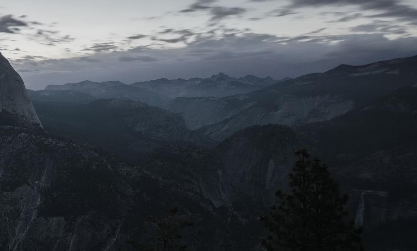 پس‌زمینه بنر